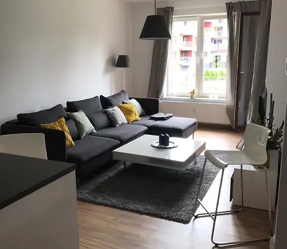 Omi Apartament *